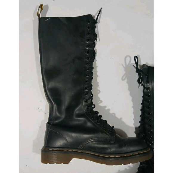 Doc Martens 20 Eye Lace Up Knee High Boots - Picture 8 of 16